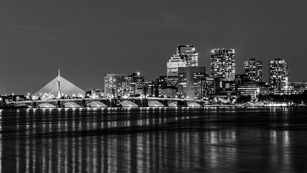 Světelné Umění na Karlově Mostě: Křižovatka Historie a Inovace